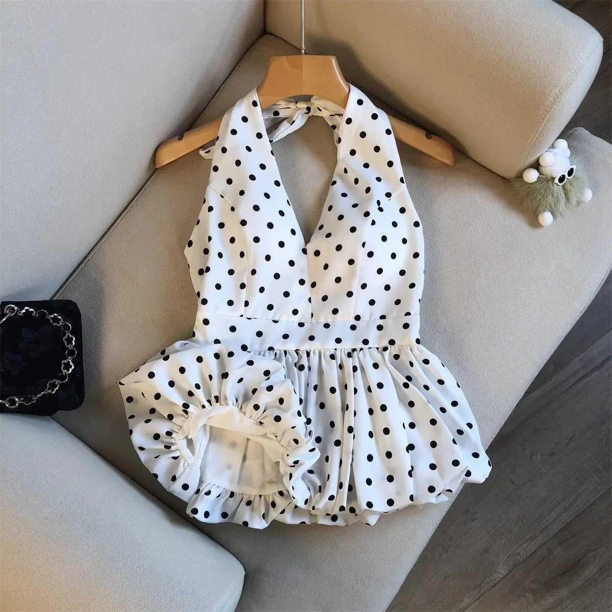 Crop top dos nu à pois — Haut halter volants plage femme
