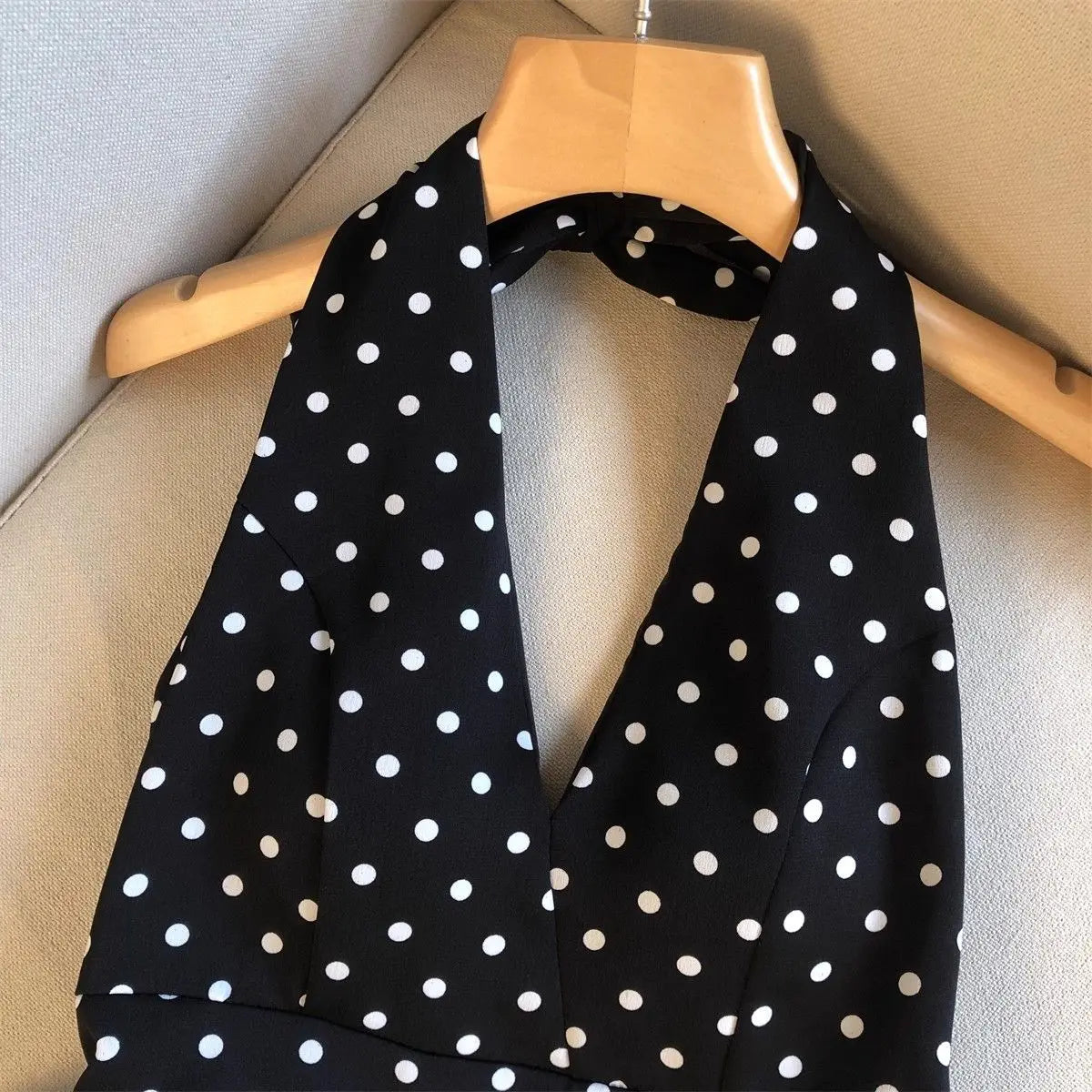 Crop top dos nu à pois — Haut halter volants plage femme