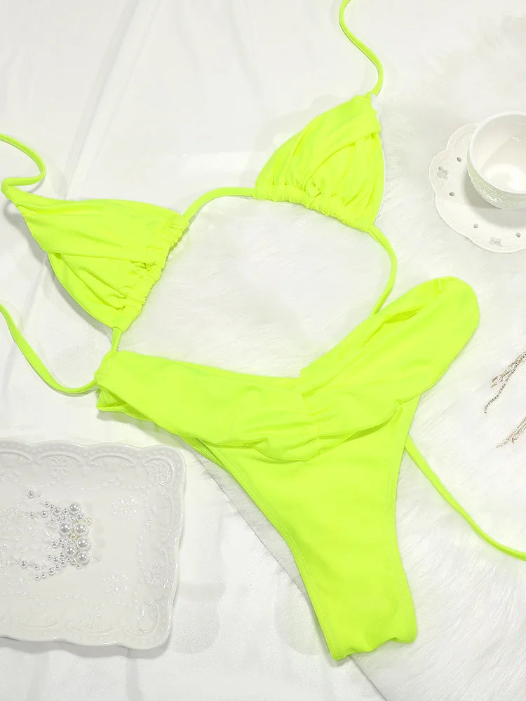 Bikini uni froncé micro triangle — Maillot de bain femme volants