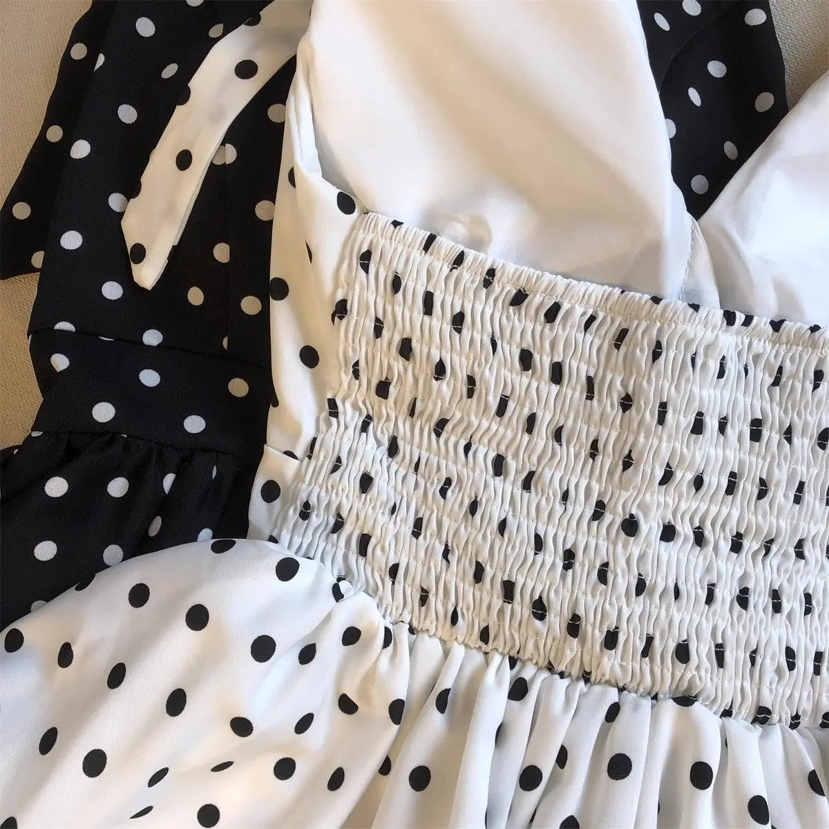 Crop top dos nu à pois — Haut halter volants plage femme