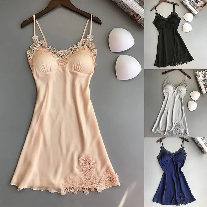 Nuisette soie glacée bretelles — Robe de nuit satin légère femme